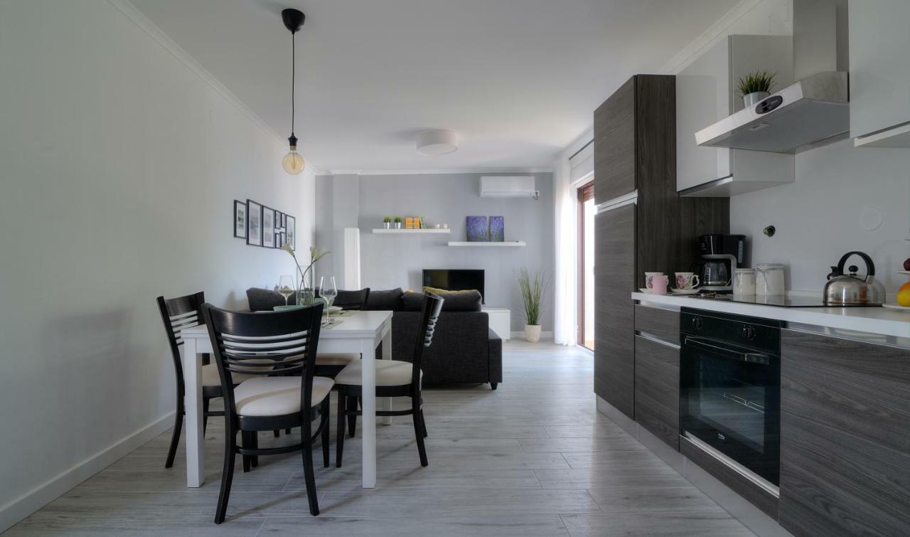 Apartment Franko Senj  Buitenkant foto